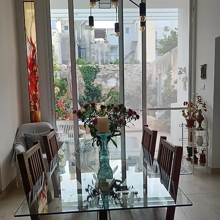 In Ain Karem - A Maltese Traditional Townhouse Alloggio in famiglia Mosta