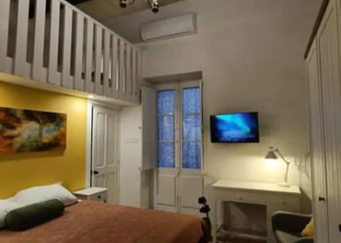 In Ain Karem - A Maltese Traditional Townhouse * Mosta